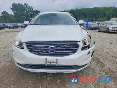 Piąte zdjęcie samochodu w środku: 2016 VOLVO XC60 T5 PLATINUM VIN:YV4612RM7G2826414 - miniatura