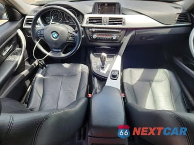 Zdjęcie 8 z 12 samochodu: 2013 BMW 328 I VIN:WBA3A5C53DF600171 - miniatura