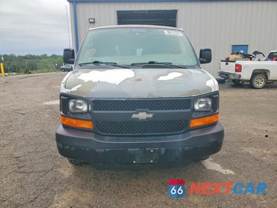 Piąte zdjęcie samochodu w środku: 2006 CHEVROLET EXPRESS 3500 DELIVERY VAN VIN:1GCHG35U161267209 - miniatura