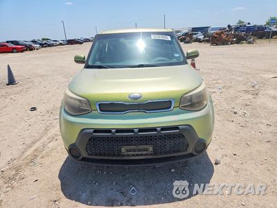 Piąte zdjęcie samochodu w środku: 2014 KIA SOUL BASE VIN:KNDJN2A28E7040682 - miniatura