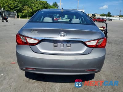 Zdjęcie 6 z 12 samochodu: 2011 HYUNDAI SONATA GLS VIN:5NPEB4AC1BH249686 - miniatura