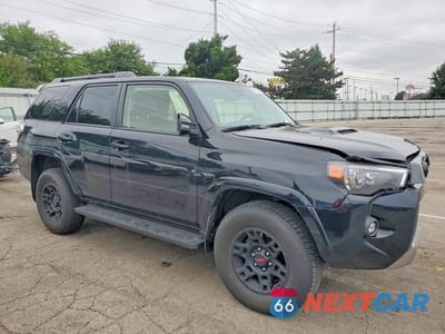 Czwarte zdjęcie samochodu z boku: 2024 TOYOTA 4RUNNER TRD OFF-ROAD PREMIUM VIN:JTERU5JRXR6297273 - miniatura