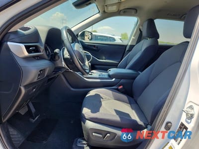 Zdjęcie 7 z 14 samochodu: 2024 TOYOTA HIGHLANDER LE VIN:5TDKDRBH3RS538108 - miniatura
