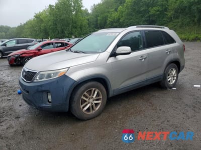 2015 KIA SORENTO LX 5XYKT3A66FG628152 - główne zdjęcie licytacji z USA - miniatura
