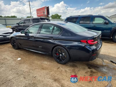 Drugie zdjęcie samochodu z przodu: 2023 BMW M550XI VIN:WBA13BK0XPCL25460 - miniatura