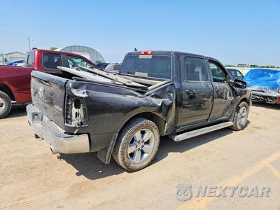 Trzecie zdjęcie samochodu z tyłu: 2019 RAM 1500 CLASSIC SLT VIN:1C6RR7LT8KS599286 - miniatura