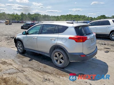 Drugie zdjęcie samochodu z przodu: 2015 TOYOTA RAV4 XLE VIN:2T3RFREV8FW251495 - miniatura