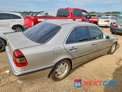 Trzecie zdjęcie samochodu z tyłu: 1999 MERCEDES-BENZ C 280 VIN:WDBHA29G0XA725841 - miniatura