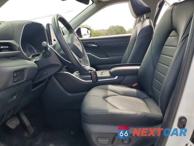 Zdjęcie 7 z 12 samochodu: 2024 TOYOTA HIGHLANDER HYBRID XLE VIN:5TDKBRCH5RS642412 - miniatura