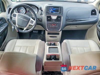 Zdjęcie 8 z 13 samochodu: 2016 CHRYSLER TOWN & COUNTRY TOURING VIN:2C4RC1BG8GR260855 - miniatura