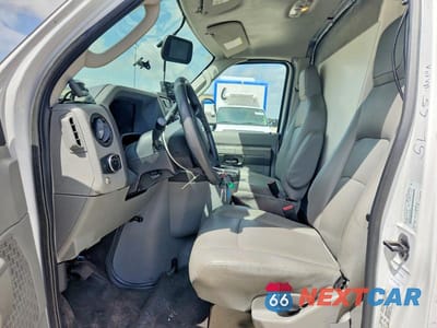 Zdjęcie 7 z 13 samochodu: 2023 FORD E350 REFRIGERATED BOX TRUCK VIN:1FDWE3FK2PDD14821 - miniatura