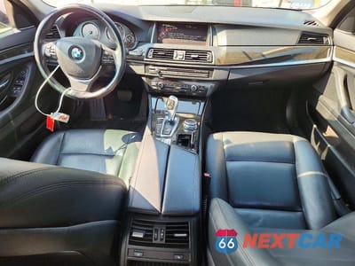 Zdjęcie 8 z 12 samochodu: 2015 BMW 528 XI VIN:WBA5A7C51FD625802 - miniatura