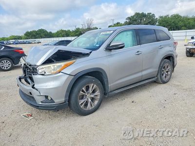 2015 TOYOTA HIGHLANDER XLE 5TDKKRFHXFS099940 - główne zdjęcie licytacji z USA - miniatura