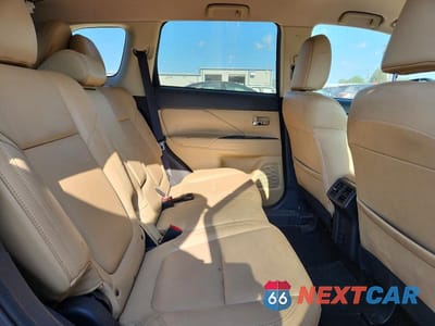 Zdjęcie 11 z 13 samochodu: 2020 MITSUBISHI OUTLANDER SE VIN:JA4AZ3A38LZ037022 - miniatura