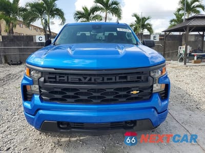 Piąte zdjęcie samochodu w środku: 2025 CHEVROLET SILVERADO C1500 CUSTOM VIN:3GCPABEK2SG297739 - miniatura