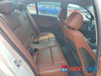 Zdjęcie 10 z 12 samochodu: 2006 BMW 330 I VIN:WBAVB33566KS38972 - miniatura