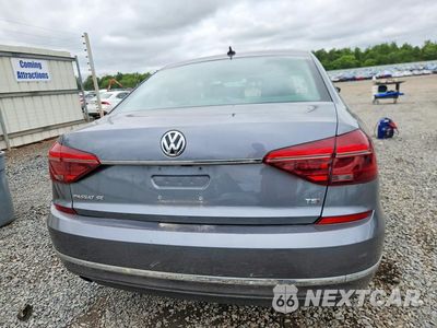 Zdjęcie 6 z 12 samochodu: 2018 VOLKSWAGEN PASSAT SE VIN:1VWBA7A39JC037665 - miniatura