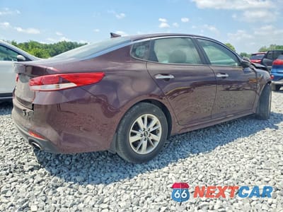 Trzecie zdjęcie samochodu z tyłu: 2018 KIA OPTIMA LX VIN:5XXGT4L37JG194531 - miniatura