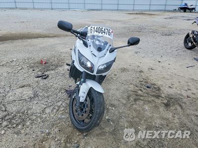 Drugie zdjęcie samochodu z przodu: 2014 YAMAHA FZ1 S VIN:JYARN17E2EA009358 - miniatura
