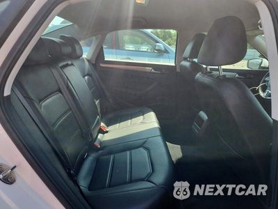 Zdjęcie 10 z 12 samochodu: 2015 VOLKSWAGEN PASSAT S VIN:1VWAT7A30FC094088 - miniatura