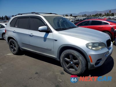 Czwarte zdjęcie samochodu z boku: 2012 BMW X5 XDRIVE35D VIN:5UXZW0C57CL664486 - miniatura