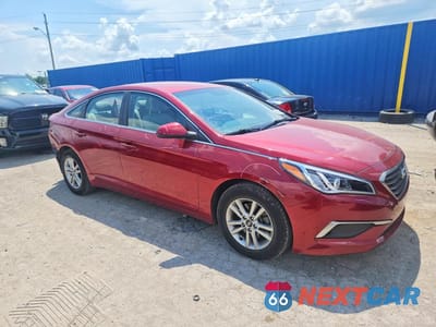 Czwarte zdjęcie samochodu z boku: 2016 HYUNDAI SONATA SE VIN:5NPE24AF2GH283847 - miniatura