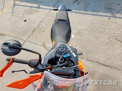 Piąte zdjęcie samochodu w środku: 2026 KTM 390 ADVENTURE VIN:MD2JGJ407TN242267 - miniatura