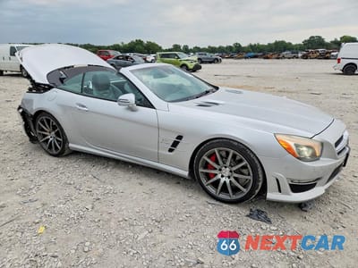 Czwarte zdjęcie samochodu z boku: 2015 MERCEDES-BENZ SL 63 AMG VIN:WDDJK7EA1FF034176 - miniatura