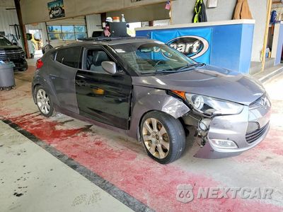Czwarte zdjęcie samochodu z boku: 2012 HYUNDAI VELOSTER BASE VIN:KMHTC6AD4CU082882 - miniatura