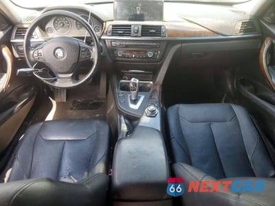 Zdjęcie 8 z 12 samochodu: 2013 BMW 328 I VIN:WBA3A5C56DF604134 - miniatura