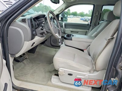 Zdjęcie 7 z 12 samochodu: 2011 GMC SIERRA K2500 SLE VIN:1GT120C89BF118287 - miniatura