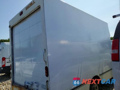 Trzecie zdjęcie samochodu z tyłu: 2012 CHEVROLET EXPRESS DELIVERY TRUCK VIN:1GB0G2CG9C1127655 - miniatura