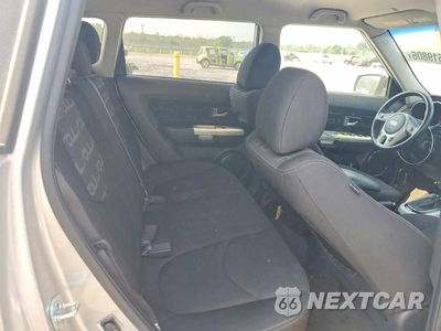 Zdjęcie 10 z 12 samochodu: 2012 KIA SOUL + VIN:KNDJT2A67C7356399 - miniatura