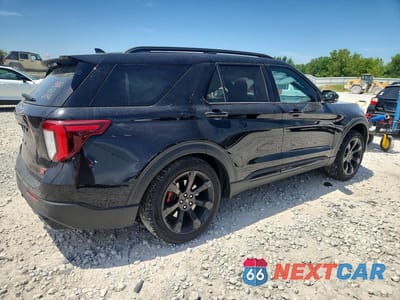 Trzecie zdjęcie samochodu z tyłu: 2022 FORD EXPLORER ST VIN:1FM5K8GC7NGC13682 - miniatura