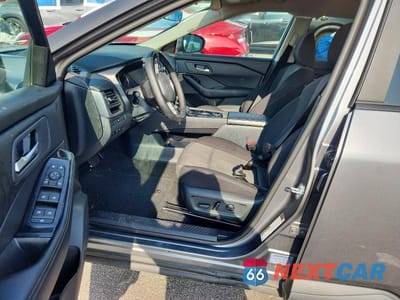 Zdjęcie 7 z 13 samochodu: 2025 NISSAN ROGUE SV VIN:5N1BT3BB6SC795665 - miniatura