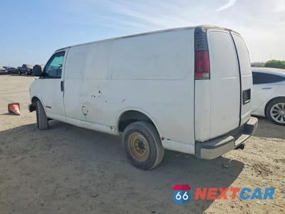 Drugie zdjęcie samochodu z przodu: 2002 CHEVROLET EXPRESS G2500 VIN:1GCGG25R721178126 - miniatura