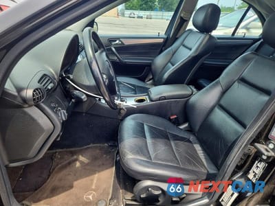 Zdjęcie 7 z 12 samochodu: 2005 MERCEDES-BENZ C 230K SPORT SEDAN VIN:WDBRF40J95F566442 - miniatura