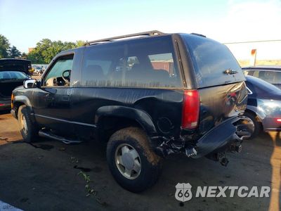 Drugie zdjęcie samochodu z przodu: 1996 CHEVROLET TAHOE K1500 VIN:3GNEK18R7TG125190 - miniatura