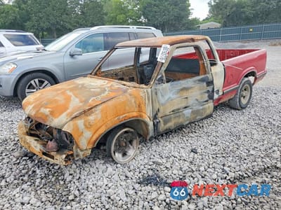 1996 CHEVROLET S TRUCK S10 1GCCS19X9TK177572 - główne zdjęcie licytacji z USA - miniatura