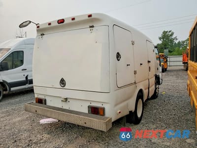 Trzecie zdjęcie samochodu z tyłu: 2002 ISUZU NPR VIN:JALC4B14727012881 - miniatura