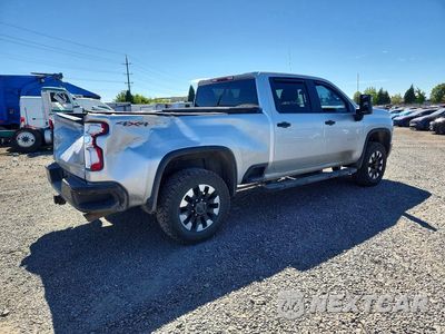Trzecie zdjęcie samochodu z tyłu: 2020 CHEVROLET SILVERADO K2500 CUSTOM VIN:1GC4YME77LF303656 - miniatura