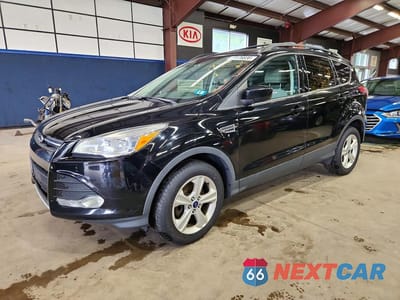 2016 FORD ESCAPE SE 1FMCU9GX5GUA41568 - główne zdjęcie licytacji z USA - miniatura