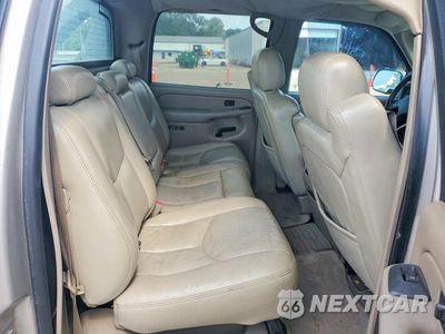 Zdjęcie 10 z 12 samochodu: 2005 CHEVROLET AVALANCHE C1500 VIN:3GNEC12Z45G235431 - miniatura
