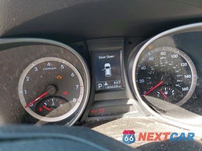 Zdjęcie 9 z 13 samochodu: 2014 HYUNDAI SANTA FE SPORT 2.4L VIN:5XYZU3LB9EG220930 - miniatura