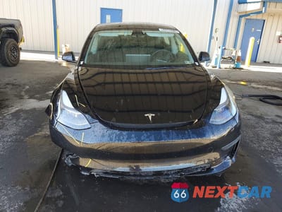Piąte zdjęcie samochodu w środku: 2022 TESLA MODEL 3 VIN:5YJ3E1EA5NF369676 - miniatura