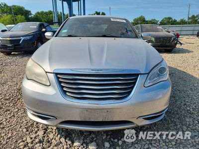 Piąte zdjęcie samochodu w środku: 2012 CHRYSLER 200 VIN:1C3CCBBB7CN175887 - miniatura
