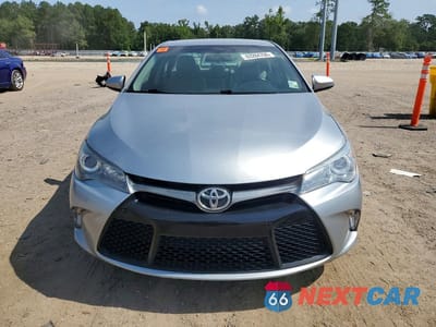 Piąte zdjęcie samochodu w środku: 2016 TOYOTA CAMRY SE VIN:4T1BF1FK6GU231098 - miniatura