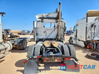 Zdjęcie 6 z 13 samochodu: 2022 VOLVO VNL SEMI TRUCK VIN:4V4N39THXNN298347 - miniatura