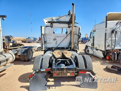 Zdjęcie 6 z 13 samochodu: 2022 VOLVO VNL SEMI TRUCK VIN:4V4N39THXNN298347 - miniatura
