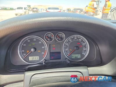 Zdjęcie 9 z 12 samochodu: 2003 VOLKSWAGEN PASSAT GLX 4MOTION VIN:WVWYH63B03E062341 - miniatura